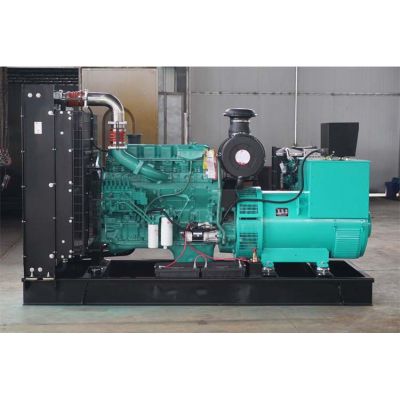 350kw東風(fēng)康明斯柴油發(fā)電機(jī)組-東風(fēng)康明斯6缸柴油機(jī)6ZTAA13-G2柴油發(fā)電機(jī)組,缸徑/行程：130/163mm,柴油發(fā)電機(jī)組水冷發(fā)動(dòng)機(jī)功率390KW,柴油發(fā)電機(jī)組配套馬拉松斯坦福發(fā)電機(jī)。廠價(jià)直銷歡迎選購(gòu)：13773399855。