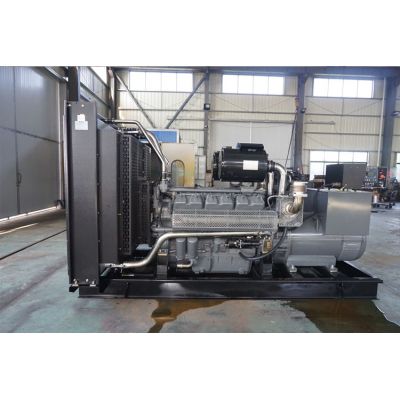 工廠直銷400KW柴油發(fā)電機，品牌有廣西玉柴、無錫動力、威曼、通柴等柴油發(fā)電機組。廠價直銷歡迎選購：13773399855。