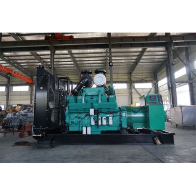 工廠直銷450KW柴油發(fā)電機，品牌有無錫動力、通柴、三菱、道依茨等柴油發(fā)電機組。廠價直銷歡迎選購：13773399855。
