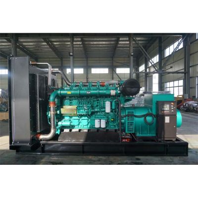 1000kw玉柴柴油發(fā)電機(jī)組-玉柴6缸柴油機(jī)YC6C1520-D31柴油發(fā)電機(jī)組,缸徑/行程：200/210mm,柴油發(fā)電機(jī)組水冷發(fā)動(dòng)機(jī)功率1118KW,柴油發(fā)電機(jī)組配套馬拉松斯坦福發(fā)電機(jī)。廠價(jià)直銷(xiāo)歡迎選購(gòu)：13773399855。